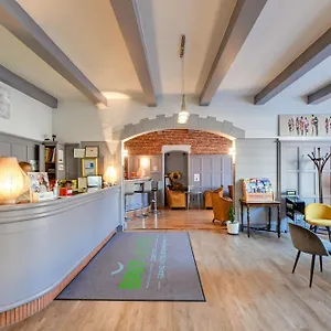 Brit - Le Grand Hotel
